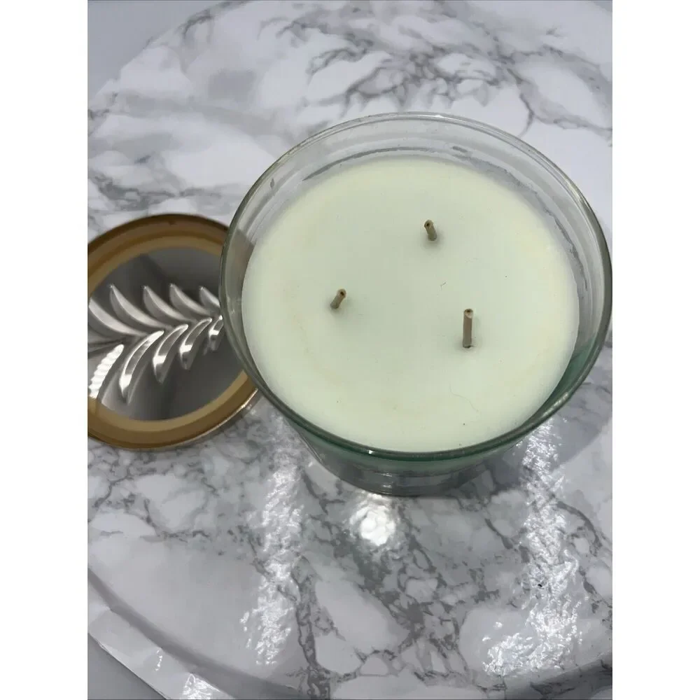 BATH & BODY WORKS Peppermint Sugar Cookie 3 Wick Candle Christmas 14.5 oz-NEW! - Picture 3 of 4